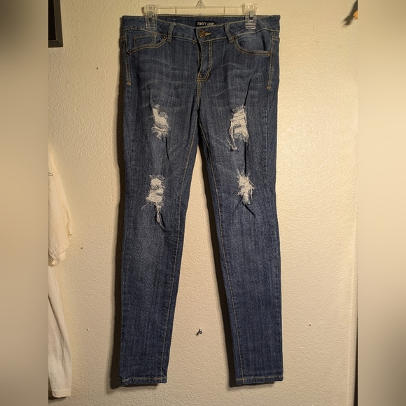 Sweet Look Dize 13 Distressed Blue Jeans - Picture 2 of 14